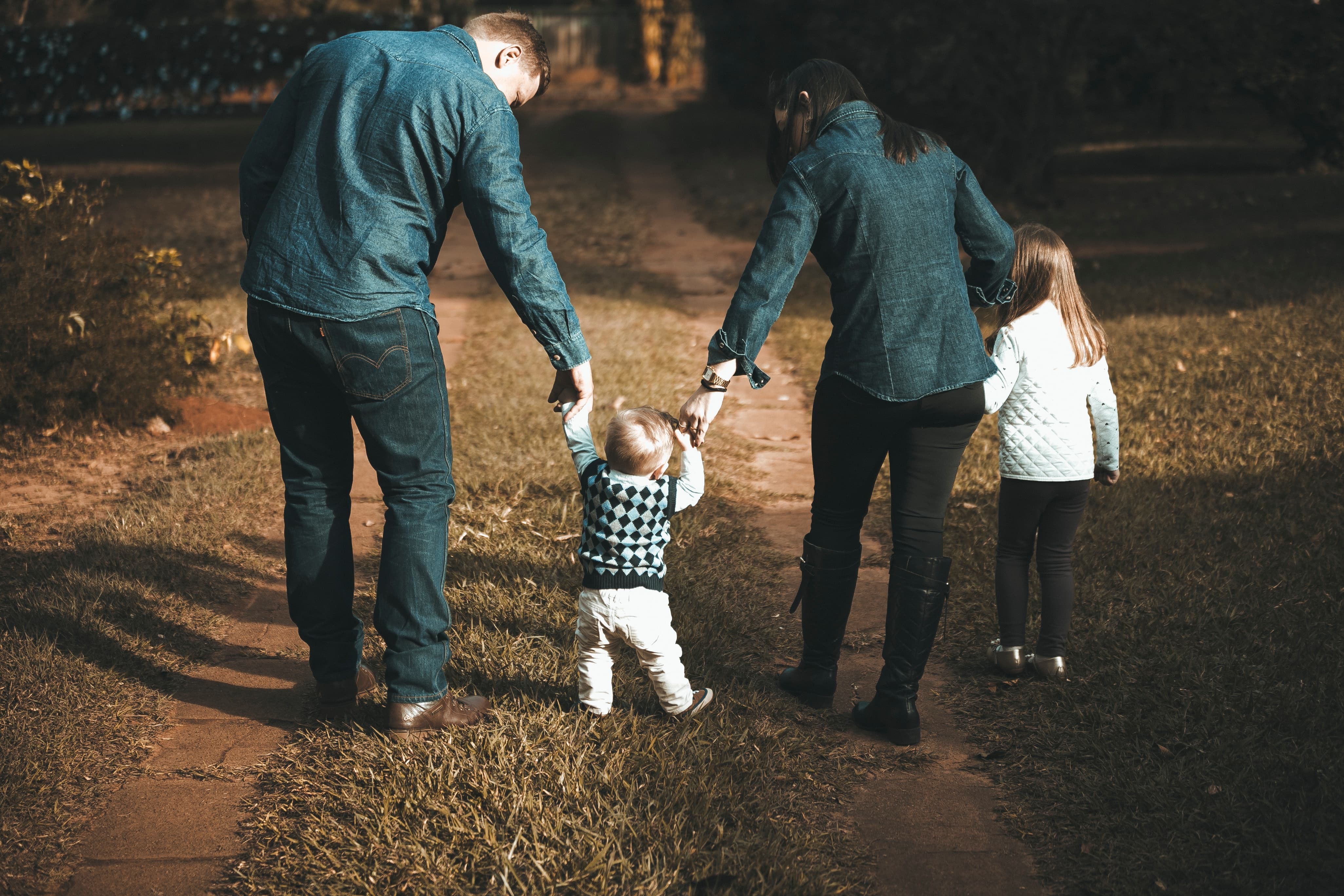 Aide à la parentalité : Le tapis à pois